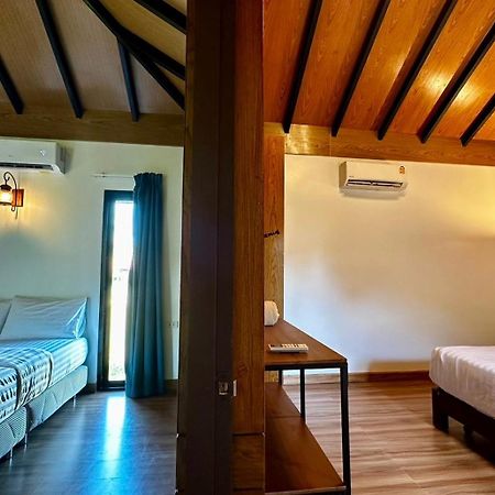 Medee Resort Ko Kut Kültér fotó
