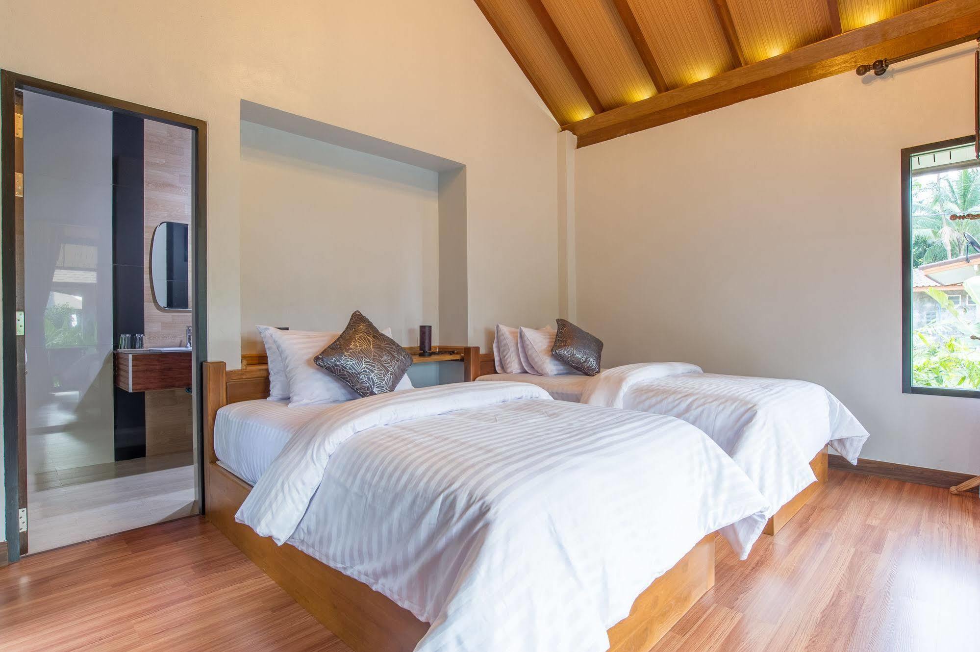 Medee Resort Ko Kut Kültér fotó