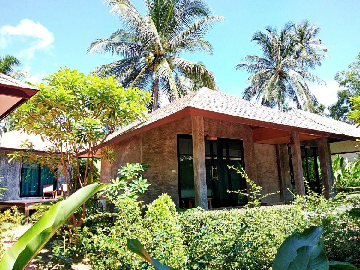 Medee Resort Ko Kut Kültér fotó